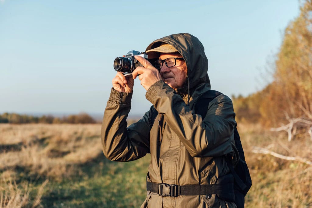 best side hustles for retirees - photographer